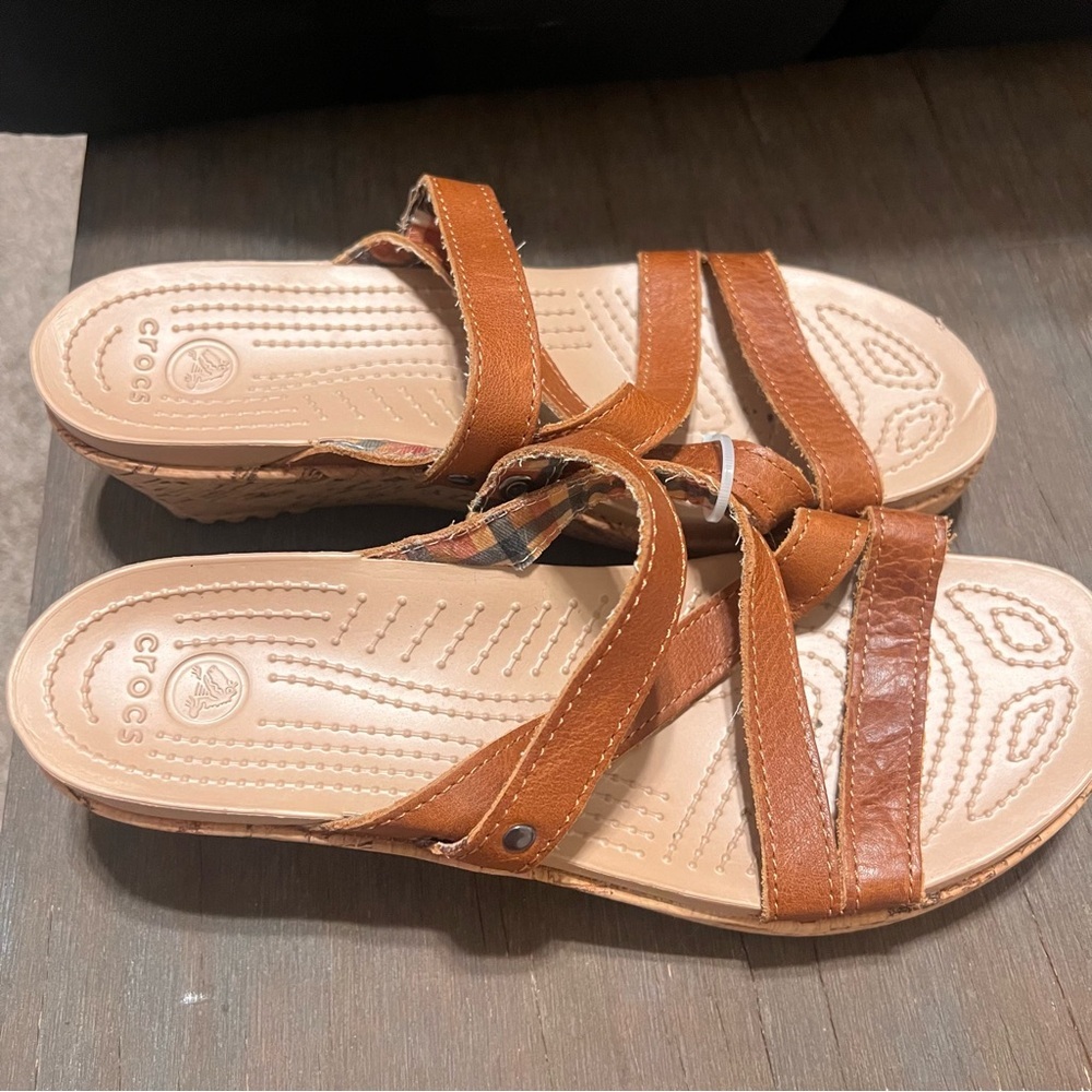 CROCS Women's Tan Strappy Wedge Sandals